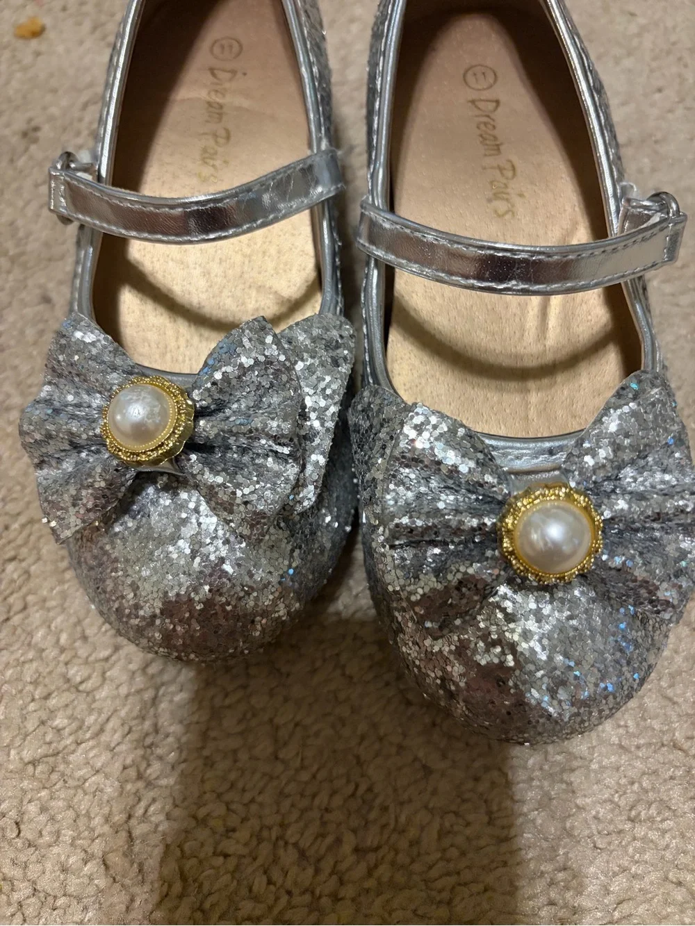 Dream Pairs Silver Glitter Mary Jane Shoes with Pearl Bow